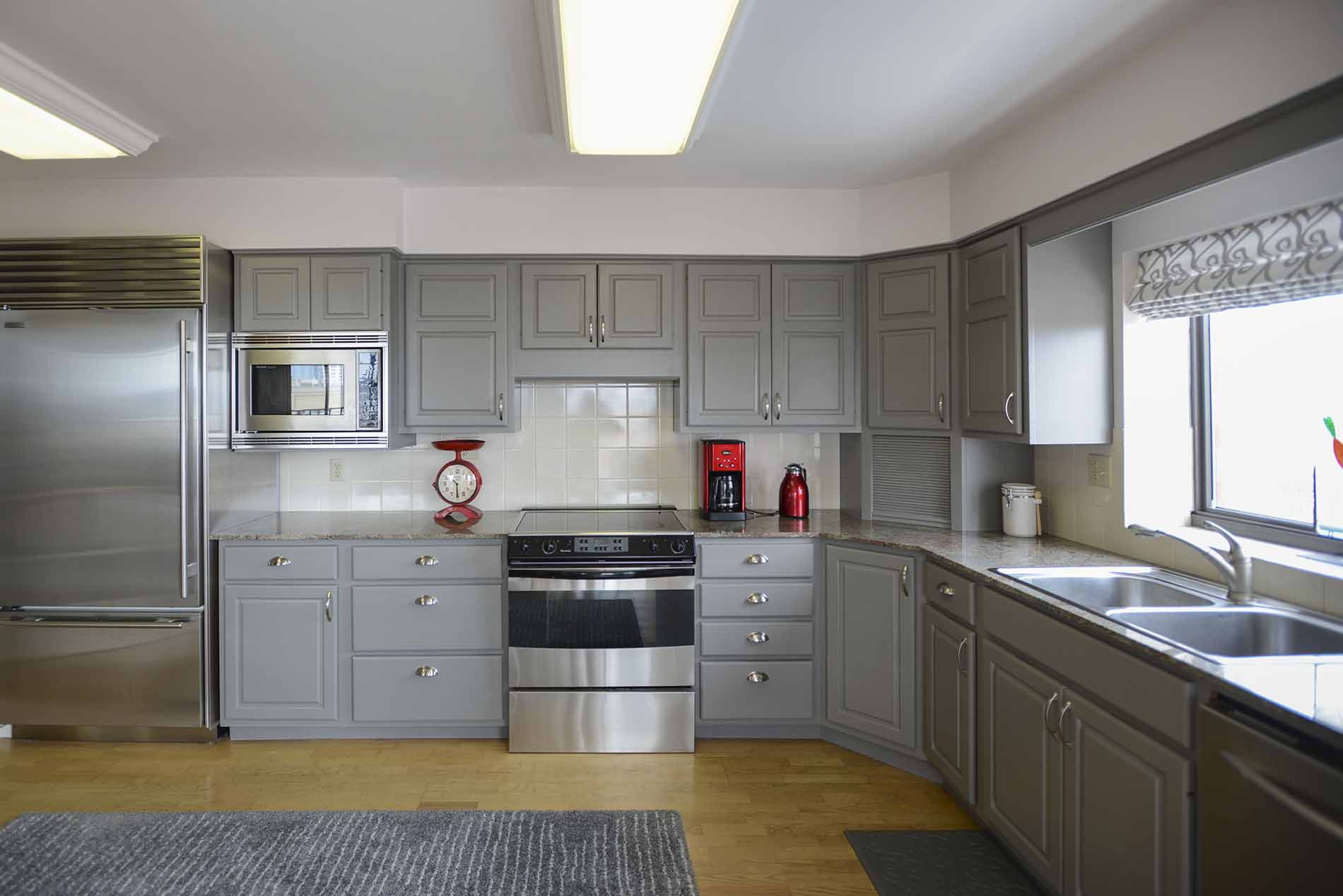 kitchen-cabinets-painting